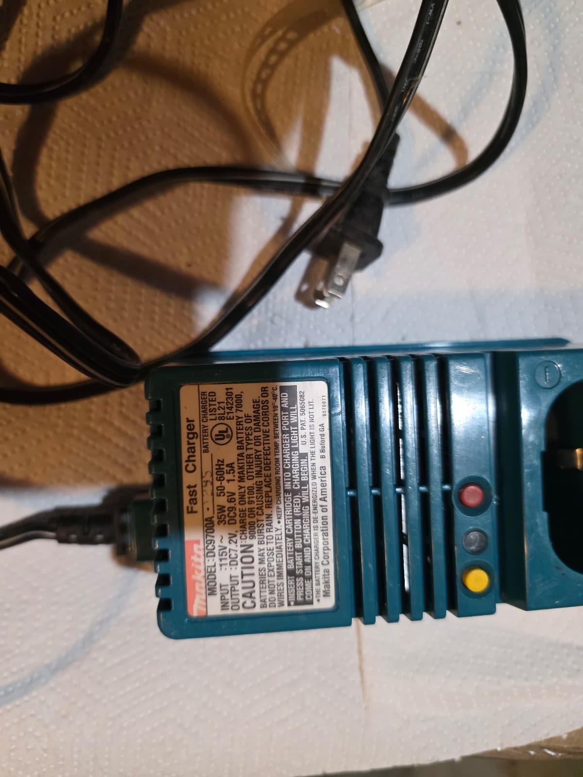 Makita Fast Charger Model DC9100 Battery Charger DC 9.6V 115 V 35W 50-60 HZ - Image 1