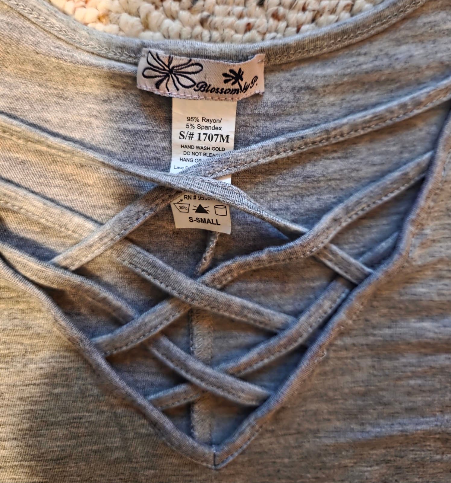 Women's t-shirt dress sz Small - Thumbnail 3