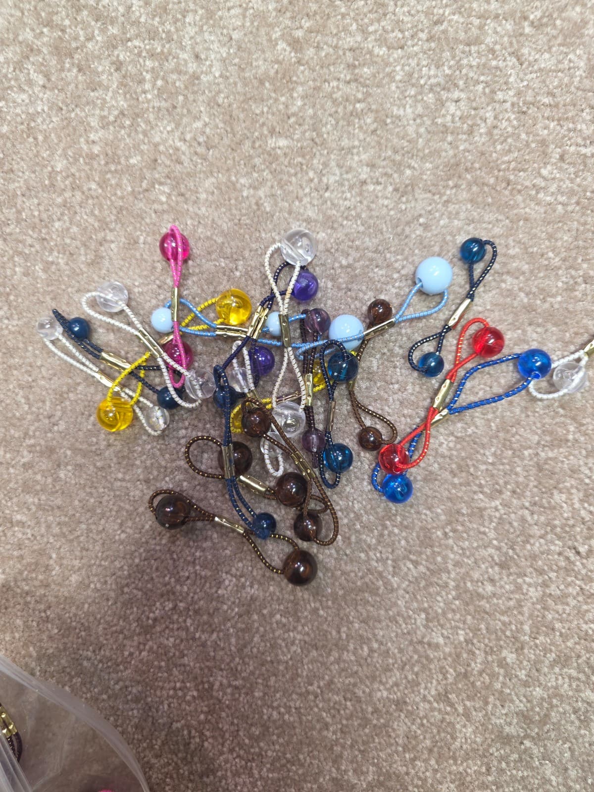 Hair Ties - Thumbnail 2