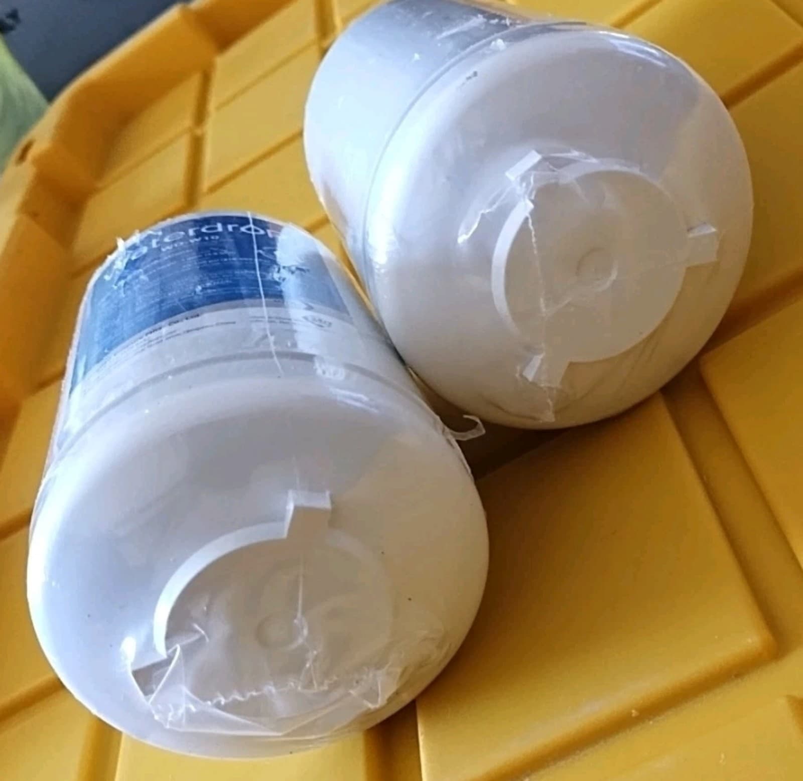 Waterdrop Refrigerator Water Filter Replacement WD-W10 for F-201R - Thumbnail 3