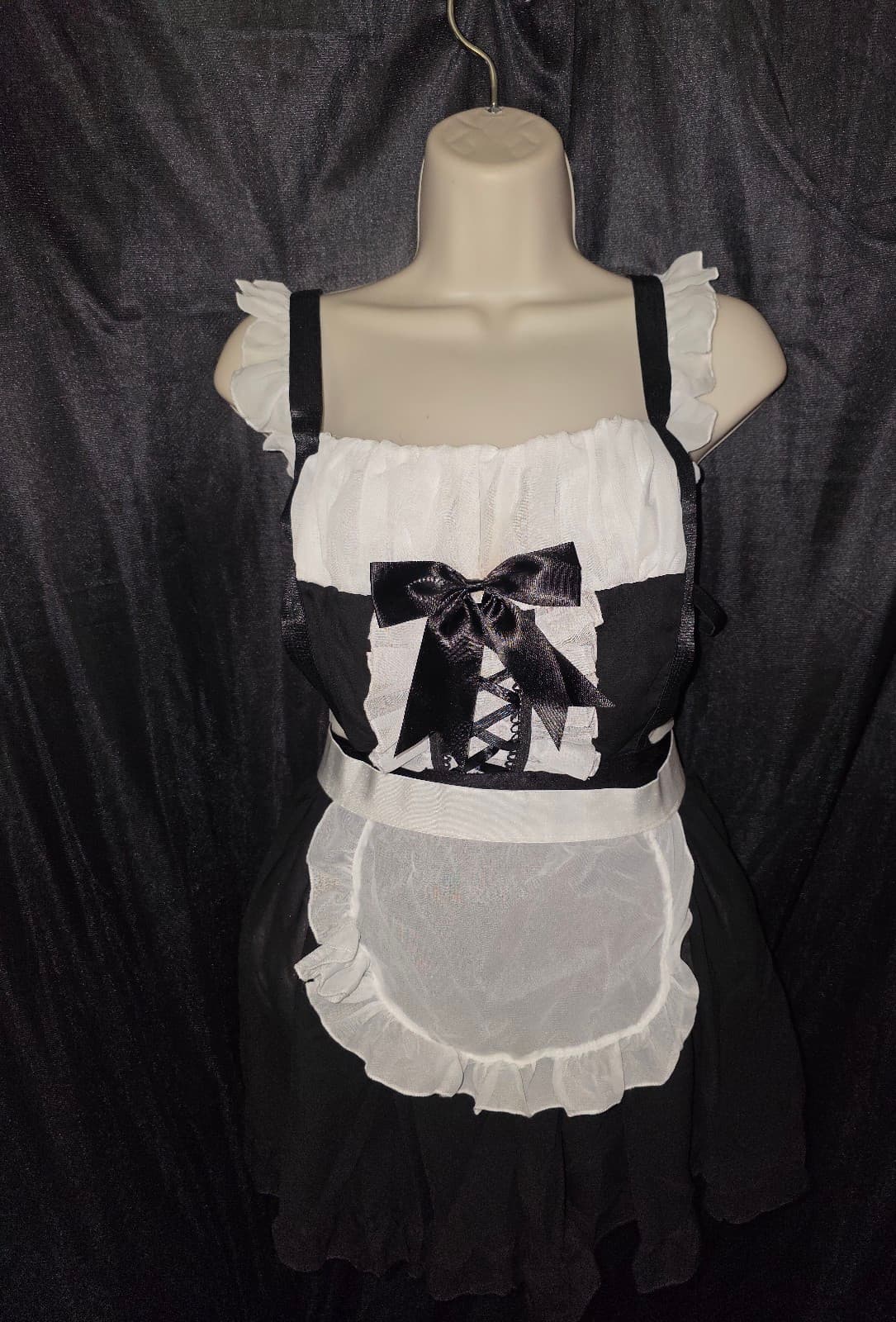 French Maid Outfit sz M - Thumbnail 3