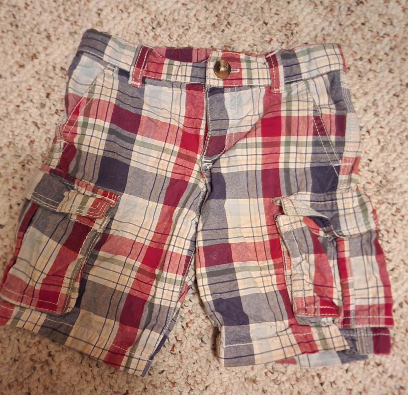 Boys Shorts sz 2t Crazy 8 - Image 1