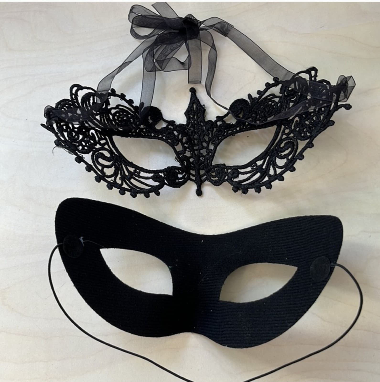 Couples Masquerade Masks - Thumbnail 5
