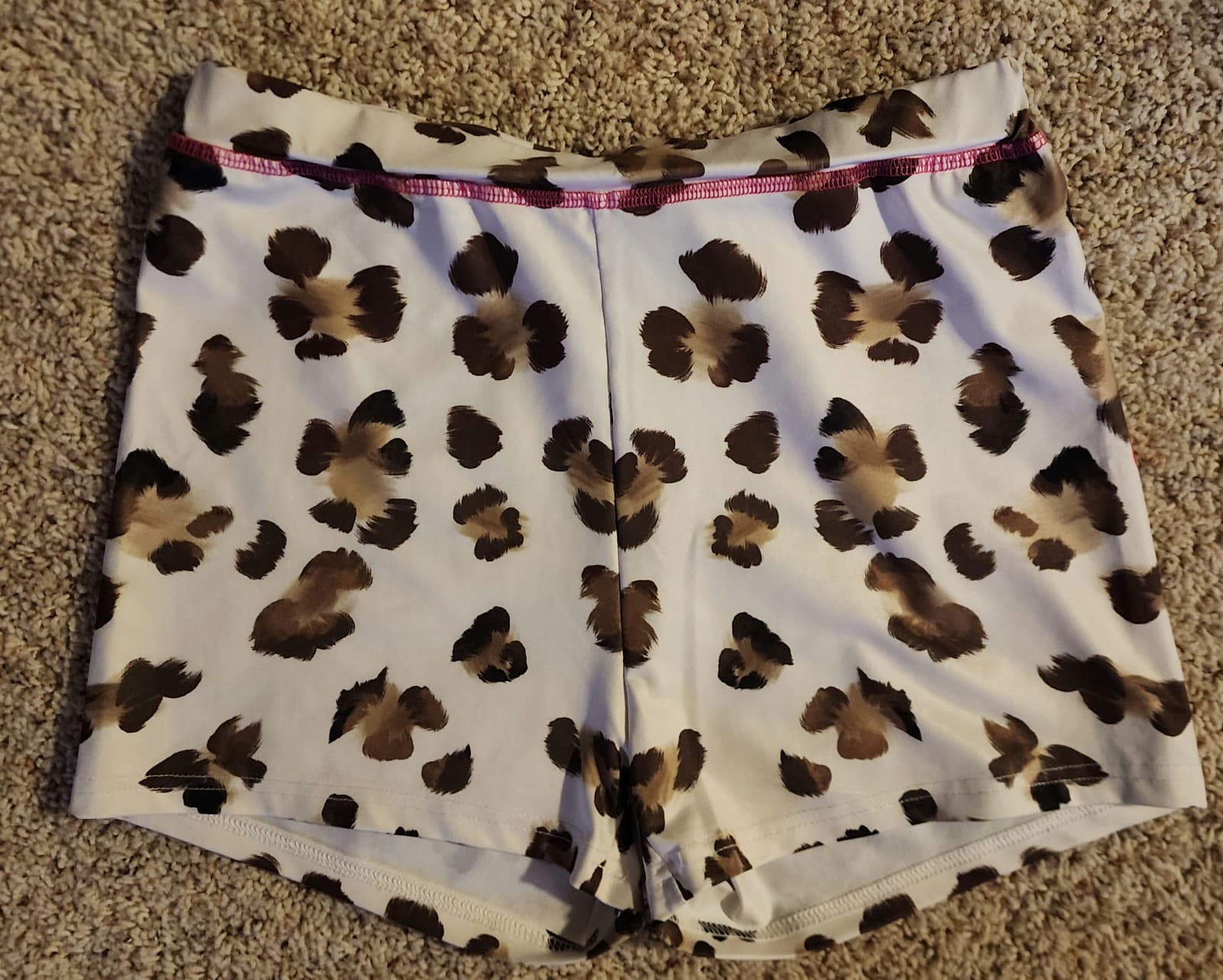 Leopard Print Shorts sz m - Image 1