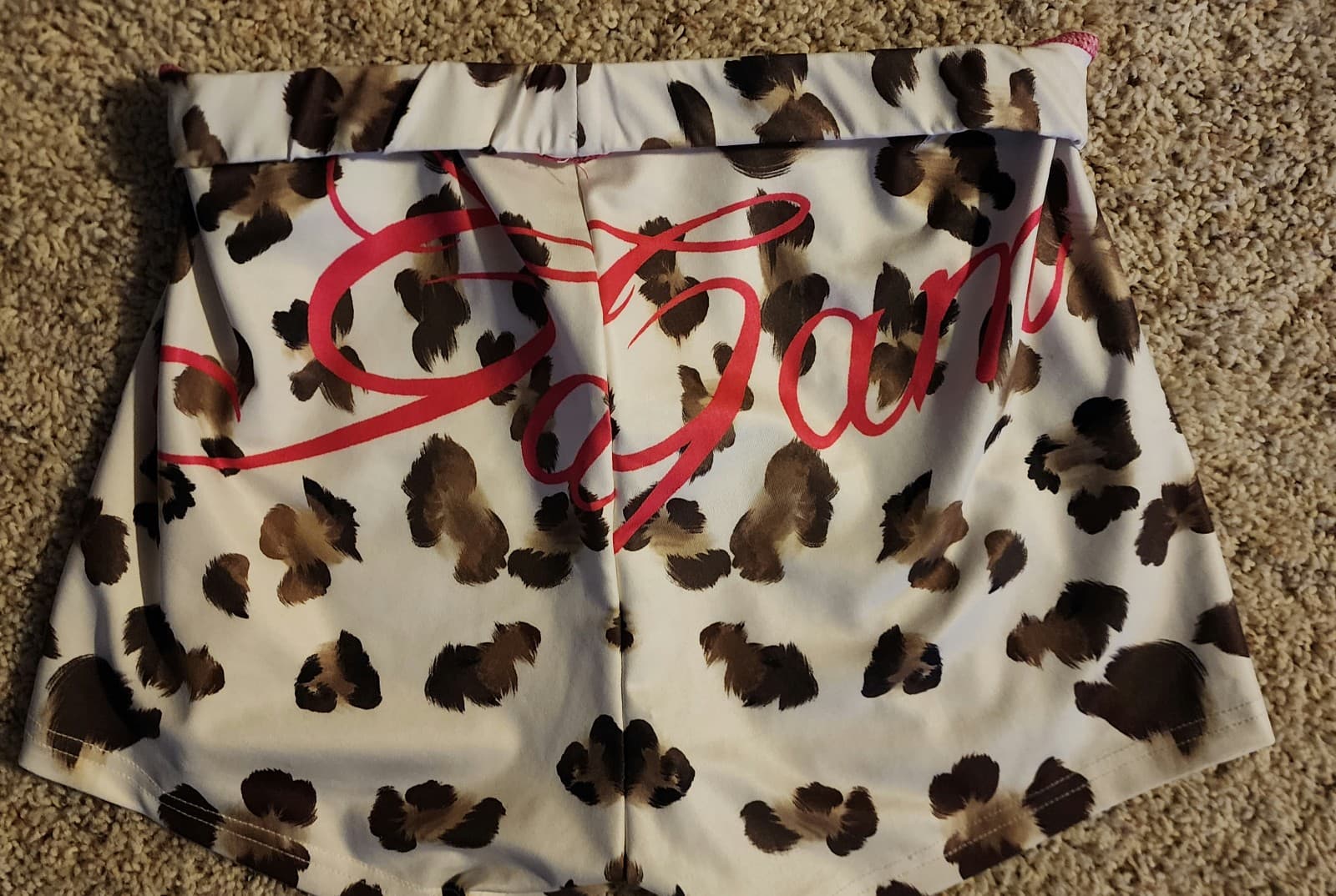 Leopard Print Shorts sz m - Thumbnail 3