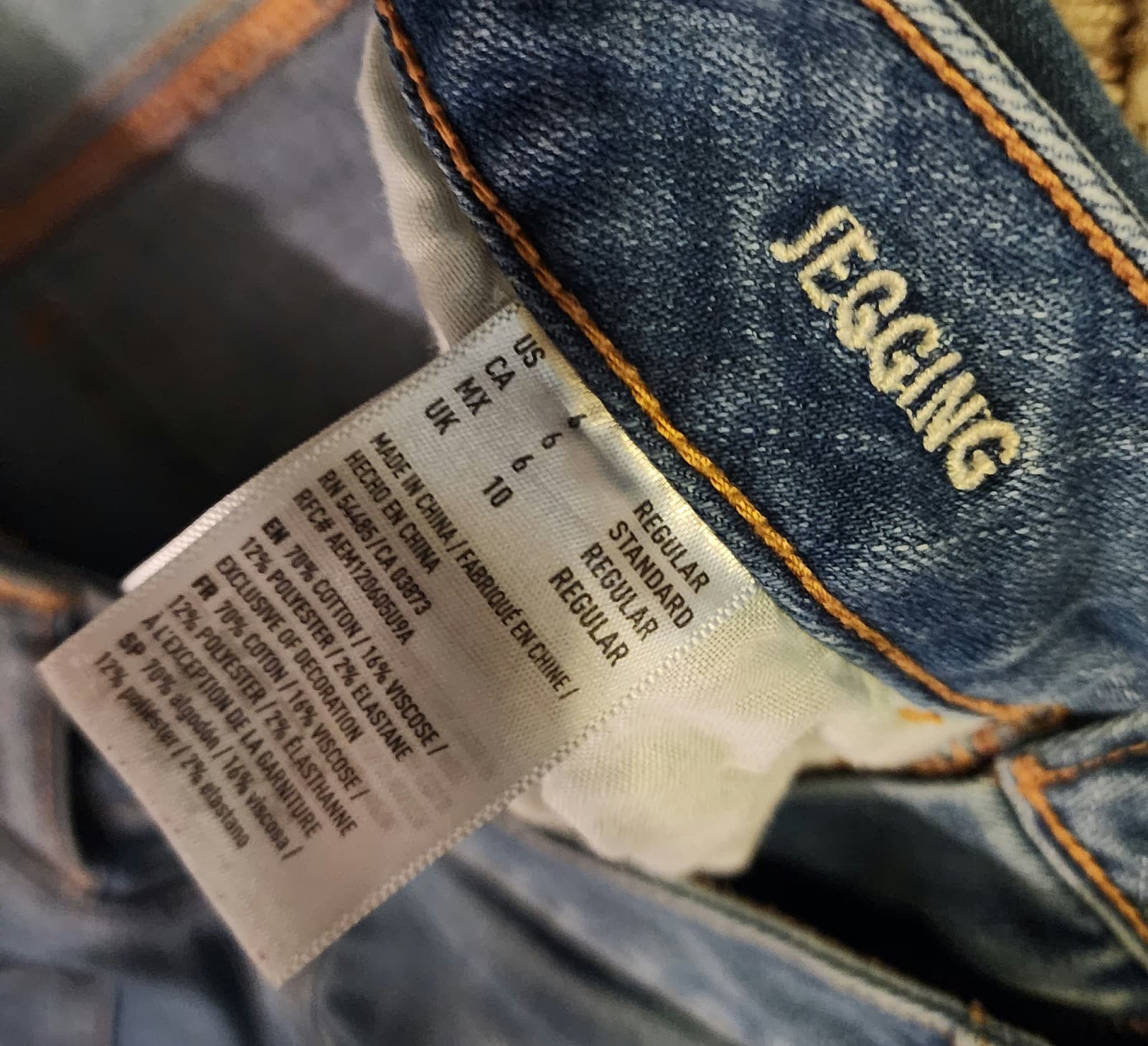 American Eagle sz 6 Jeggings - Thumbnail 3