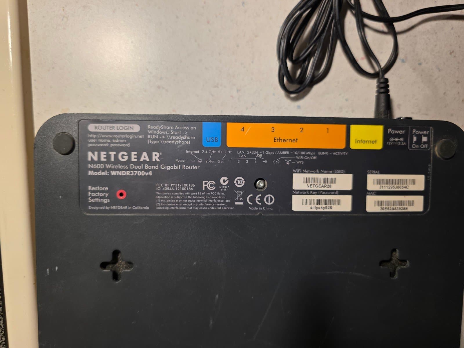 NETGEAR N600 Dual Band Wi-Fi Router (WNDR3400) - Thumbnail 6