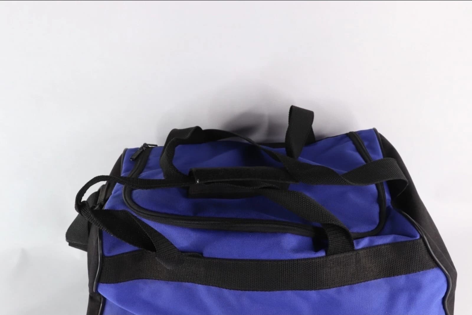 Adidas Handled Duffel Bag Carry All Gym Bag Blue Vintage 90s - Thumbnail 4