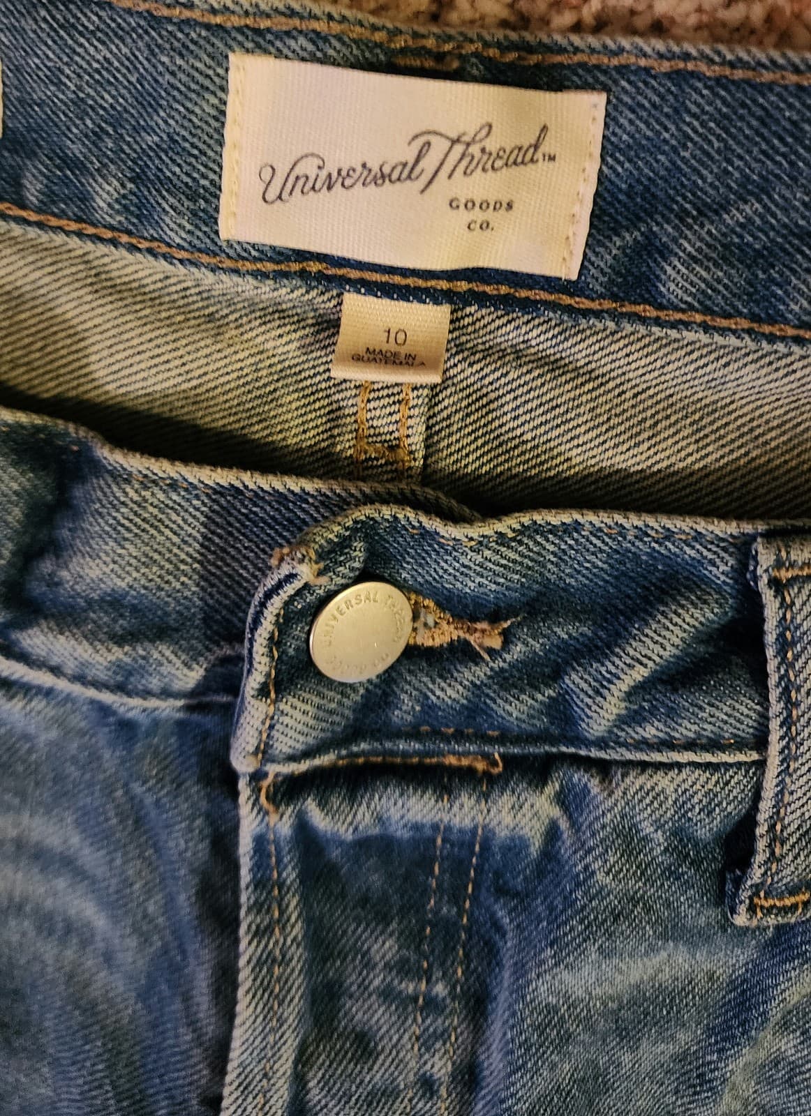 Women's sz 10 90's Jeans by Universal Thread - Thumbnail 3