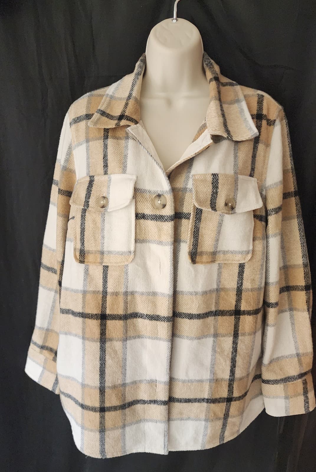 Women's Flannel Jacket sz Medium - Image 1