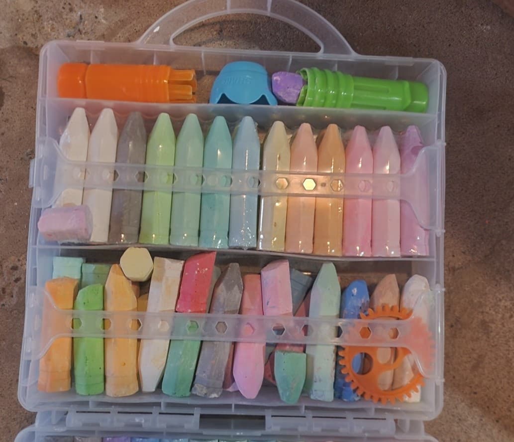 Ultimate Sidewalk Chalk Set - Used - Thumbnail 2
