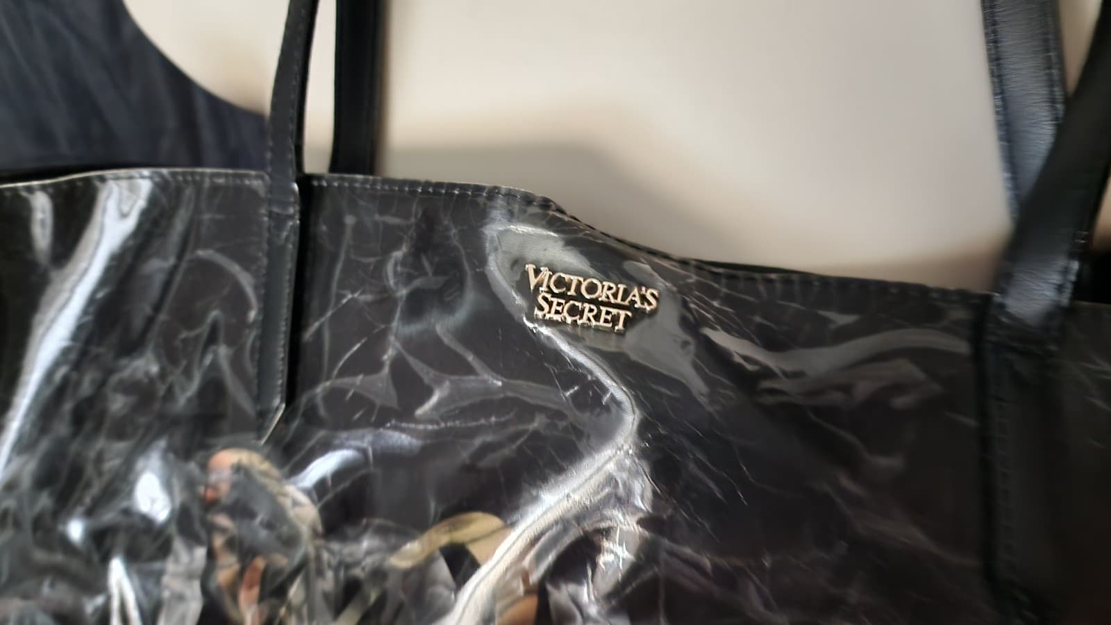 Victoria's Secret Limited Edition 2017 Faux Leather With Holographic Design - Thumbnail 4