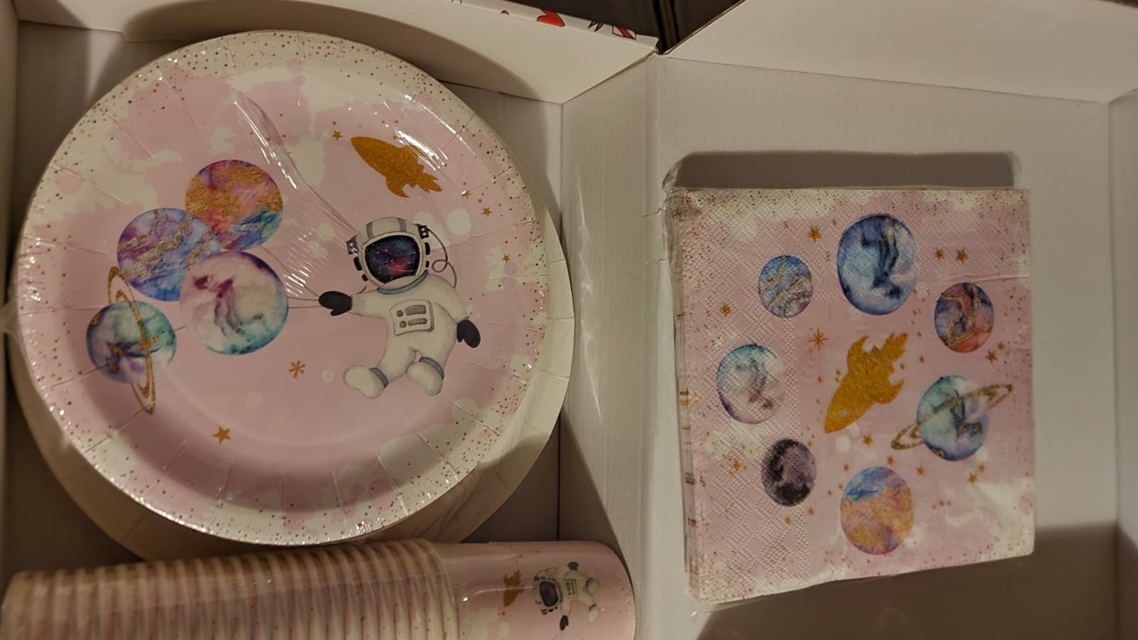 Space Theme Girls Party Supplies, Galaxy Outer Space Planet Astronauts Theme - Thumbnail 5