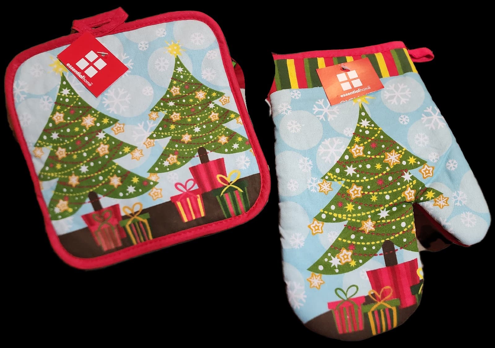 Christmas Themed Oven Mitt & Pot Holder Vintage - Image 1