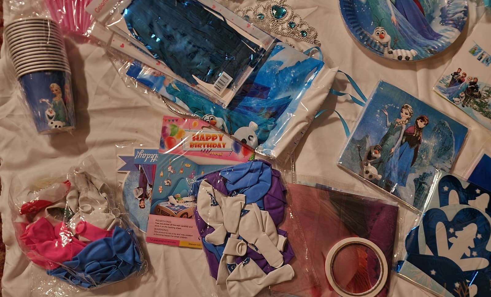 Frozen Birthday Supplies 388 pcs - Thumbnail 5