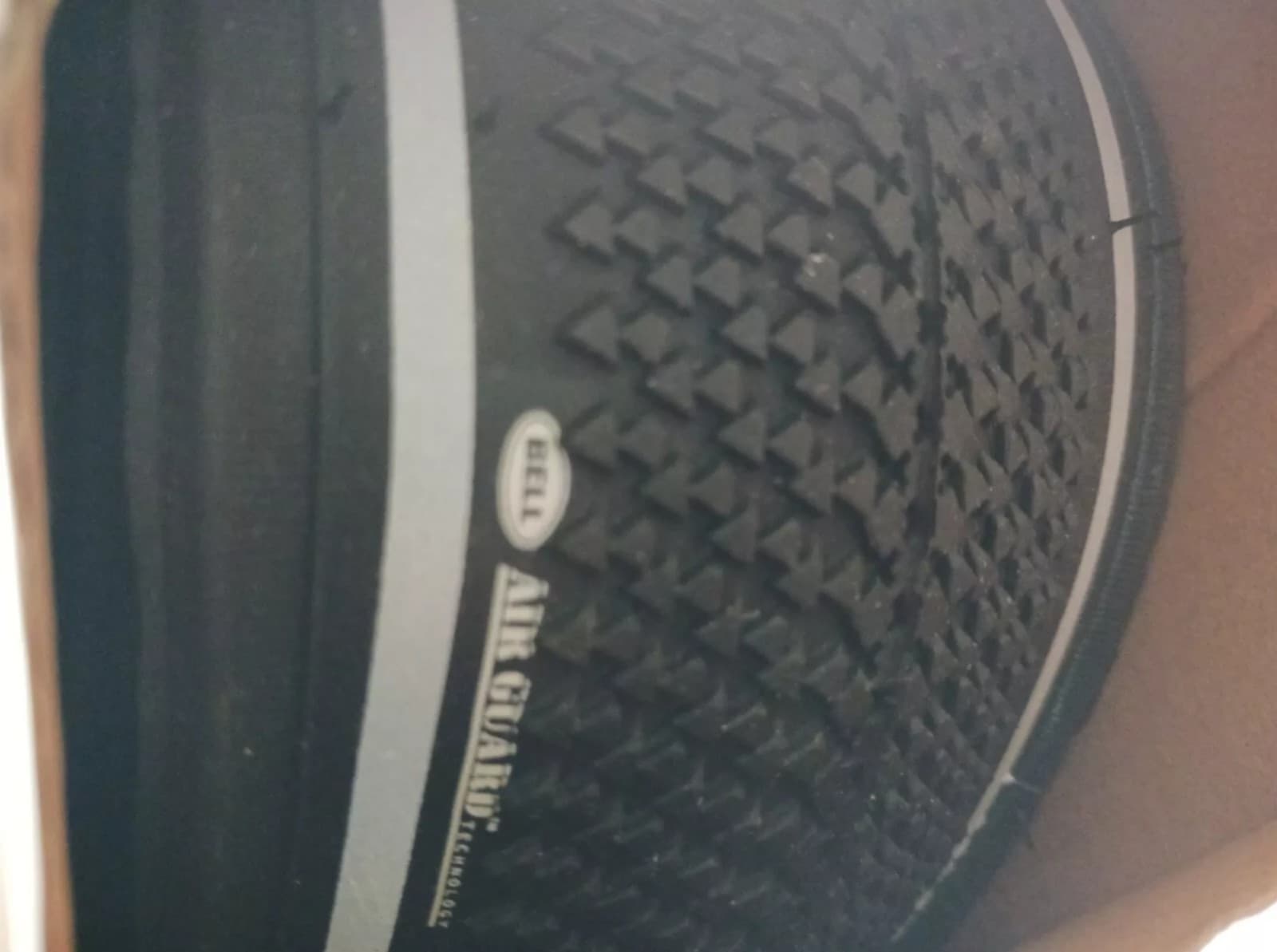 Bell Reflective Hybrid Bike Tire 700c x 38c Air Guard Anti-Puncture NEW - Thumbnail 3