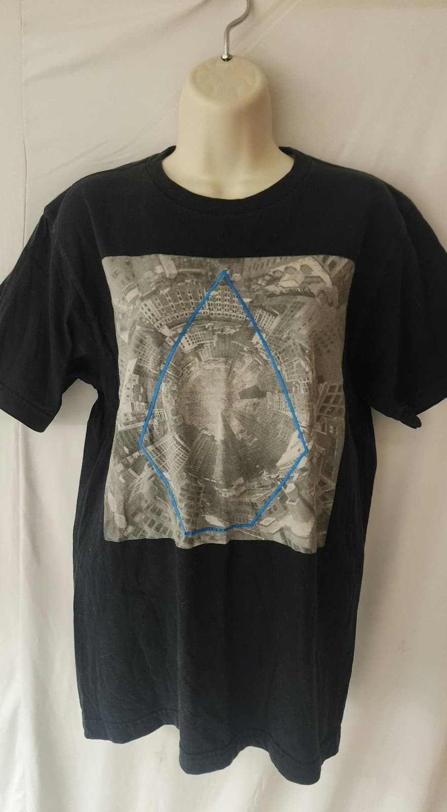 Volcom Liquid Lights Fisheye City Scape View sz M - Thumbnail 2