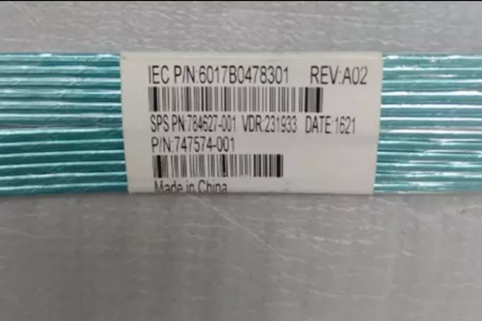 HP 784627-001 Proliant DL380 G9 Dual 12g Mini-SAS Cable - Thumbnail 3