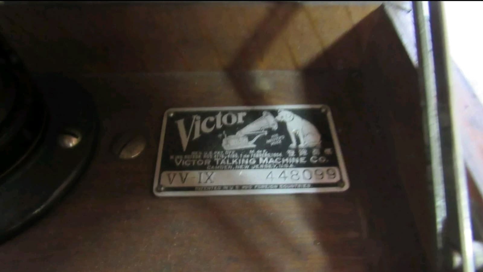 Victor Oak Victrola Music Box Antique Collectible Vintage - Thumbnail 5