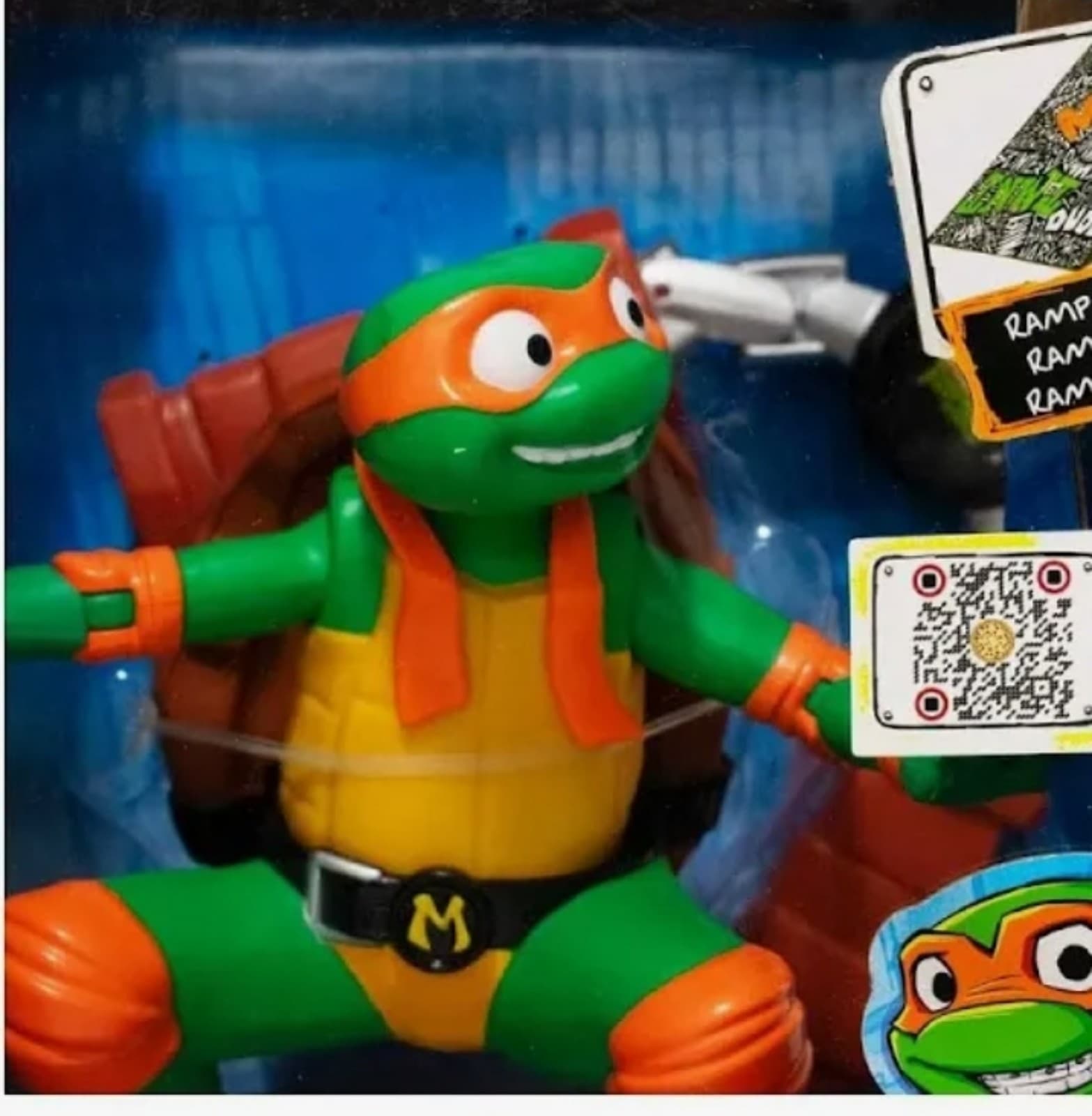 Teenage Mutant Ninja Turtles Mikey Cowabunga Skate RC Imitates Real Skate Tricks - Thumbnail 3