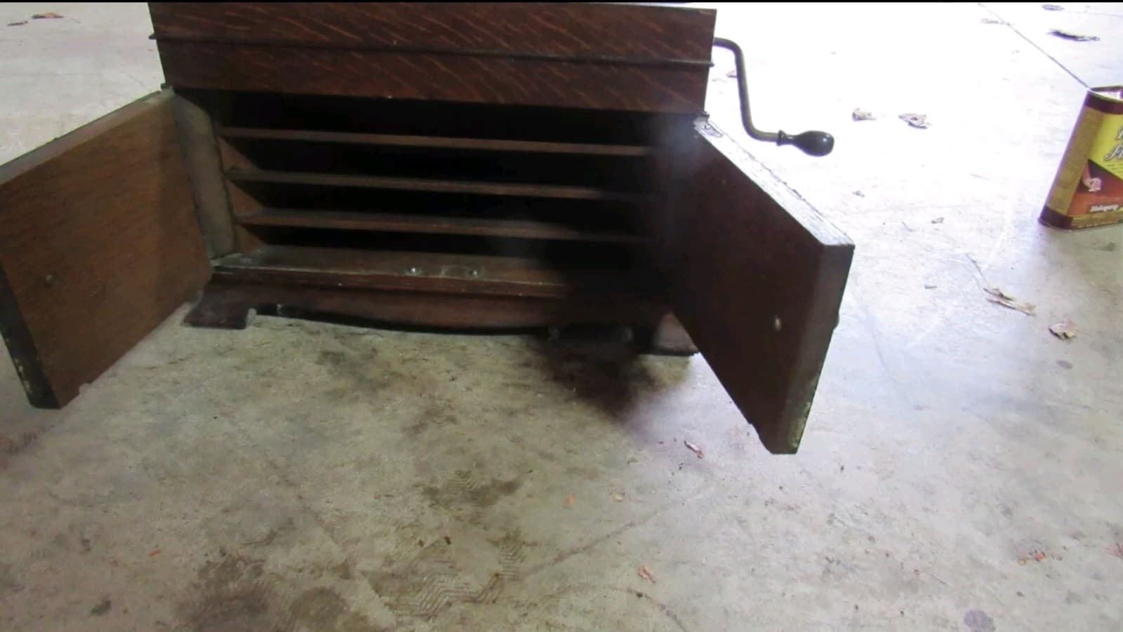 Victor Oak Victrola Music Box Antique Collectible Vintage - Thumbnail 7