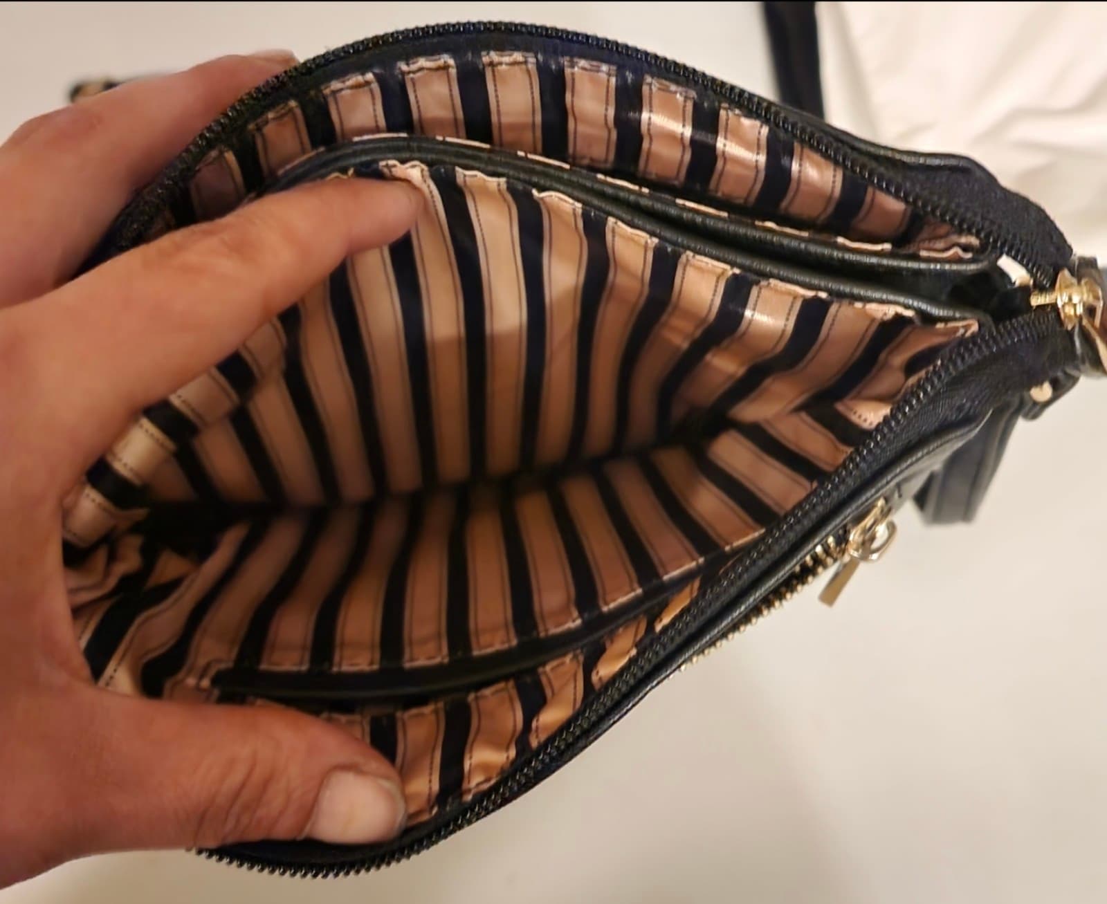 Crossbody Bag - Thumbnail 5