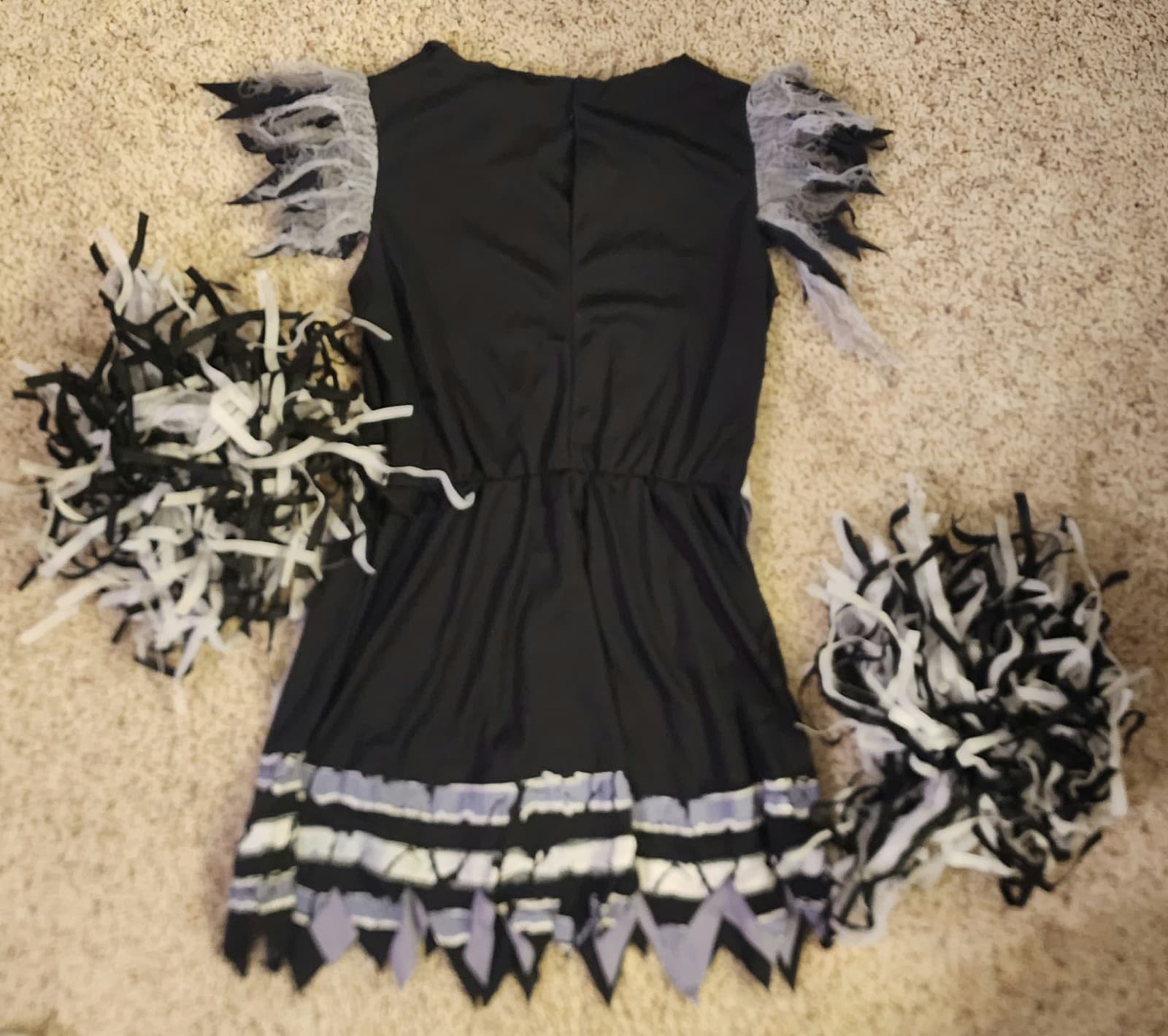 Scary Cheer Leader Costume "Fear Leader" Costume sz M with Pom&Poms - Thumbnail 4