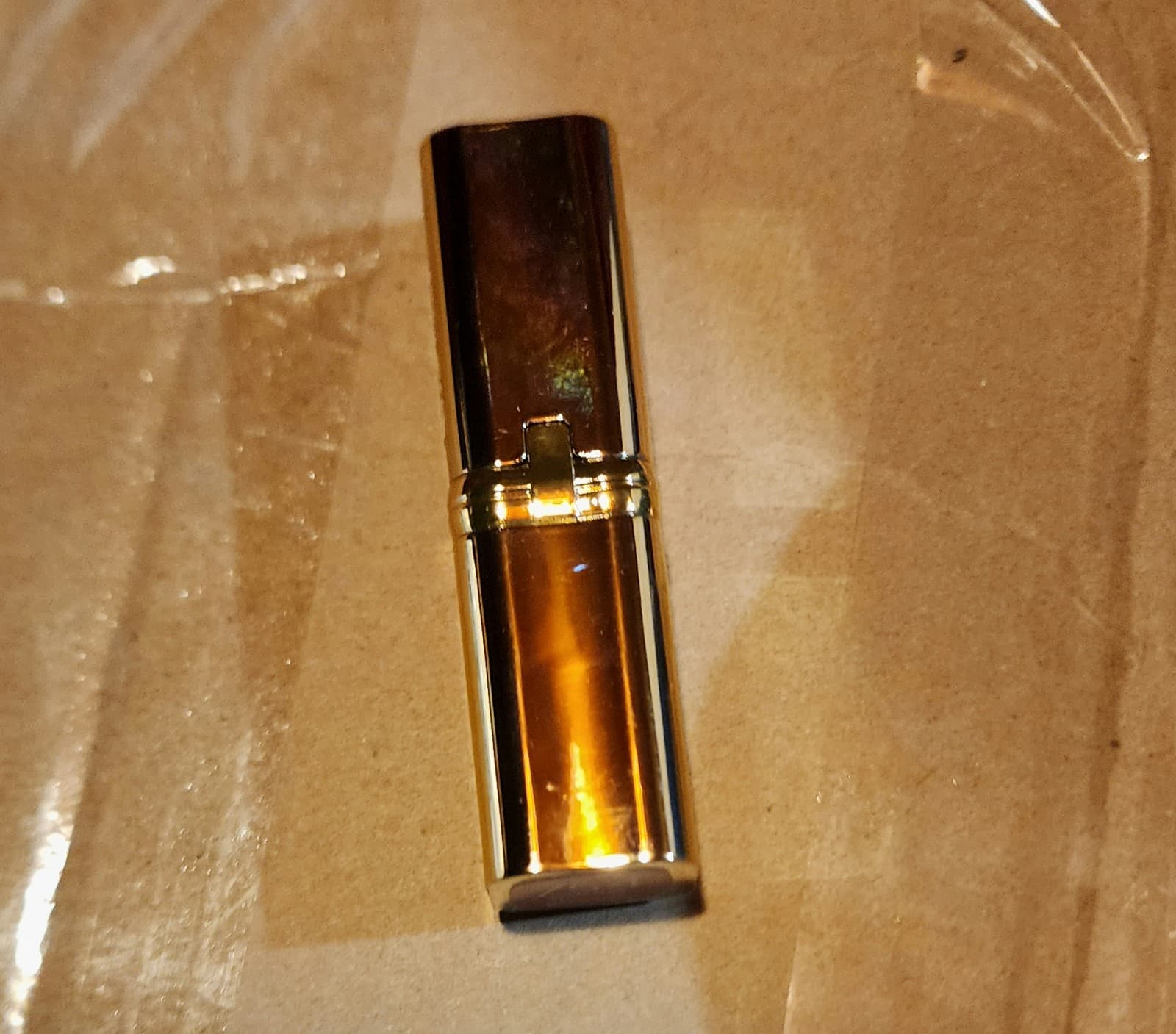 L'Oreal Colour Riche Original Satin Lipstick Sugar Plum #754 - Thumbnail 2