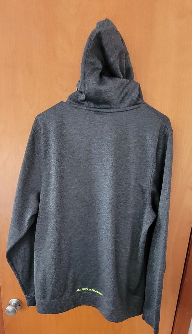 Under Armour Men's Hoodie sz Medium - Thumbnail 5
