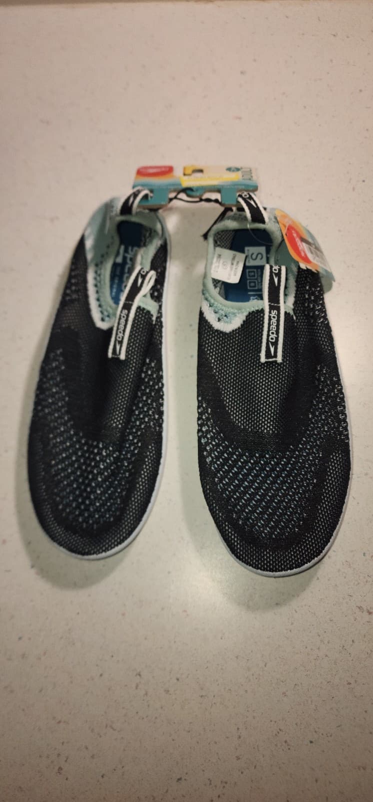 Water shoes Speedo sz S - Image 1