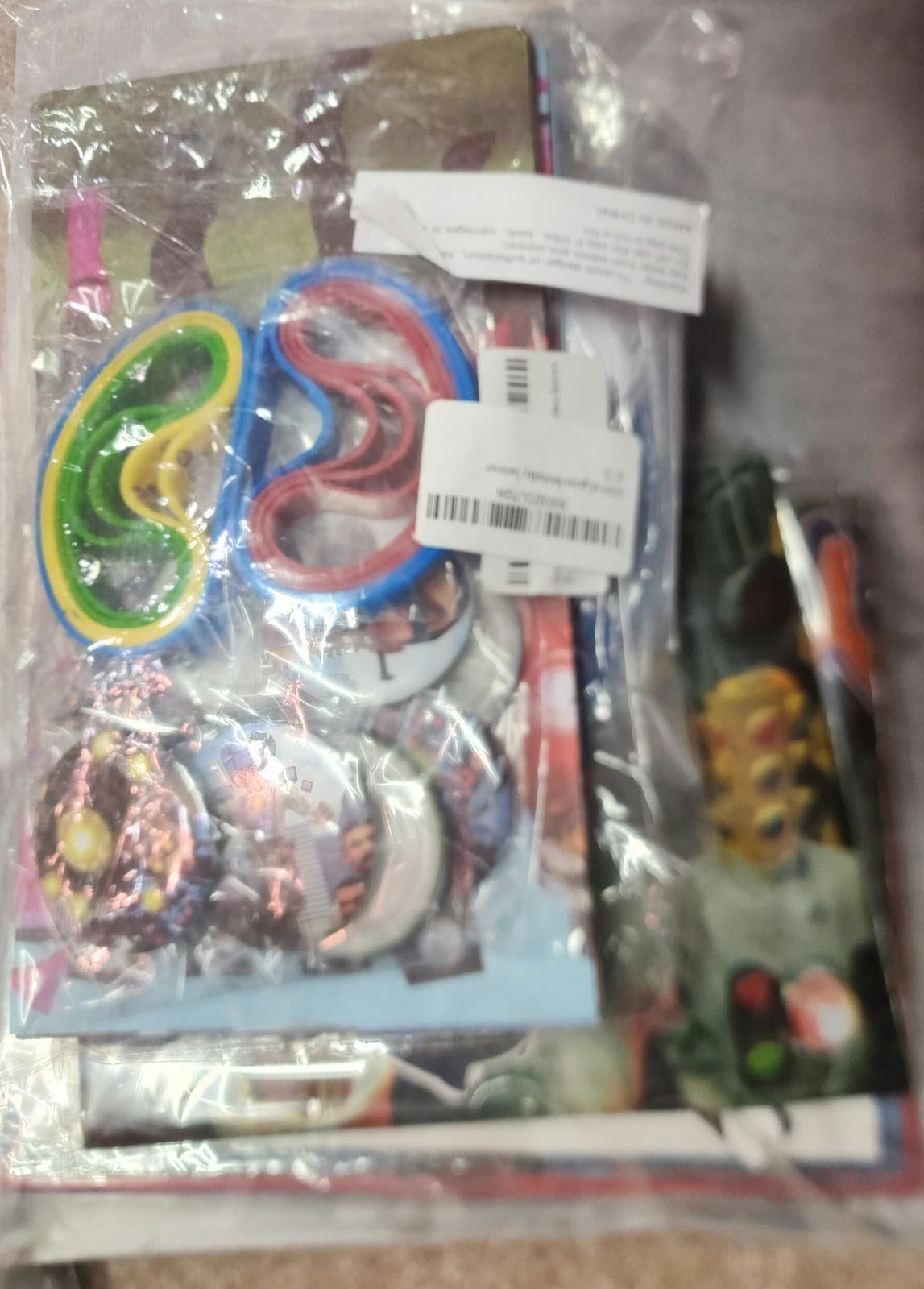 Skibidi Toilet Birthday Party Supplies & Decorations 10 Guests - Thumbnail 3