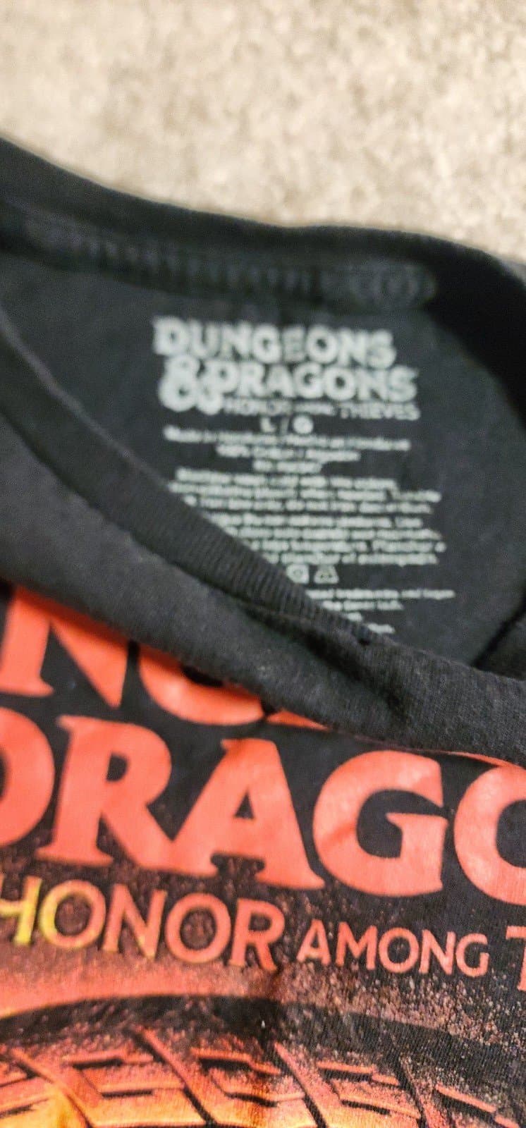 Dungeons & Dragons T-Shirt size Large - Thumbnail 3