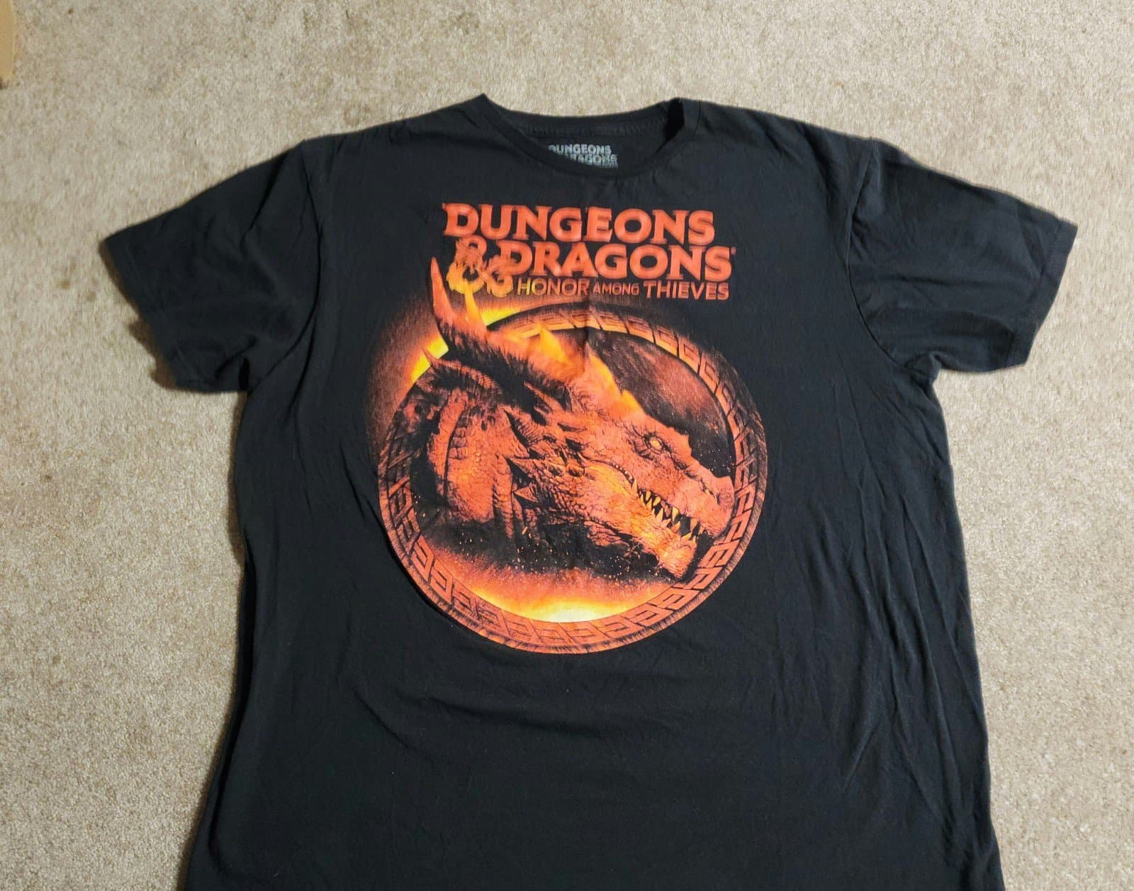 Dungeons & Dragons T-Shirt size Large - Thumbnail 2