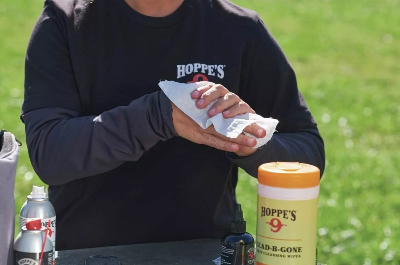 Hoppe's Lead-B-Gone Skin Cleansing Wipes Package of 40 - Thumbnail 2