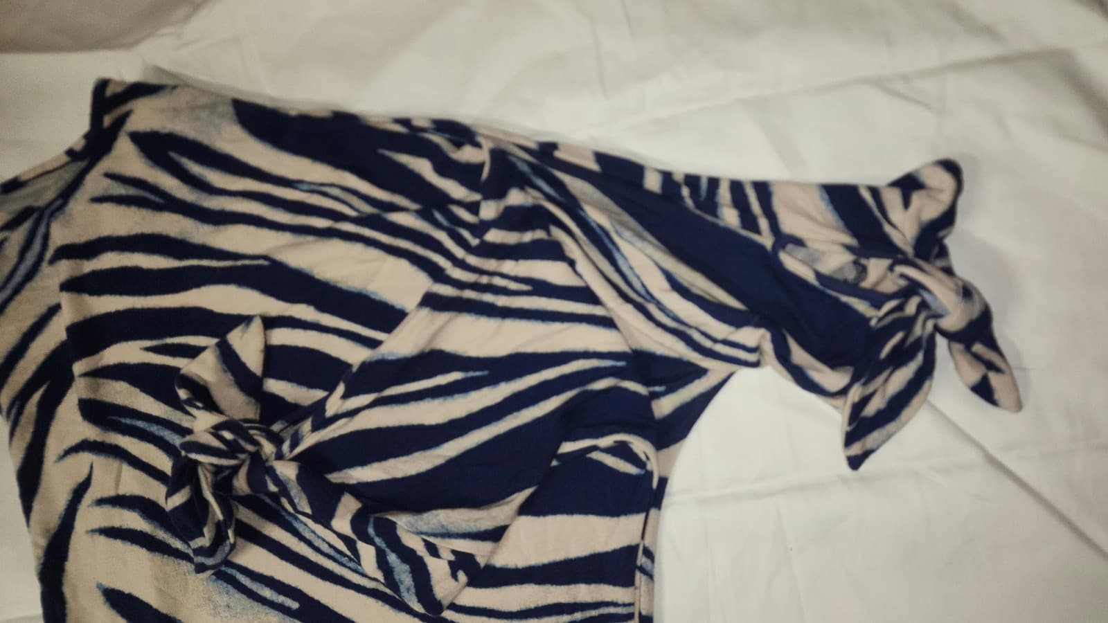 CHAPS Women 1X Round Neck Dolman Sleeve Jerney Knit Top Navy/Tan - Thumbnail 6