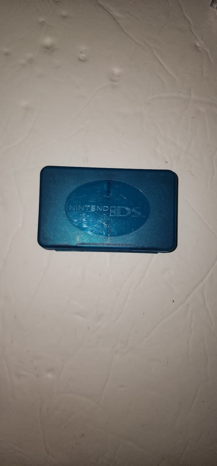 Nintendo DS games case - Image 1