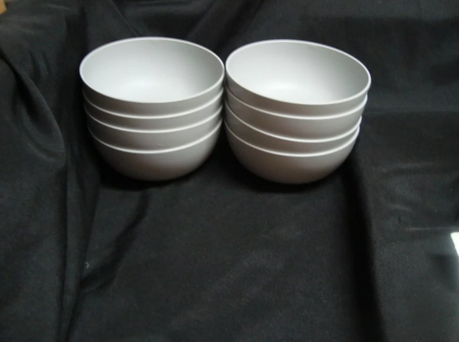 Set of 6 Mainstays Plastic Cereal Salad Bowls, Round, Light Gray 38-Ounce - Image 1
