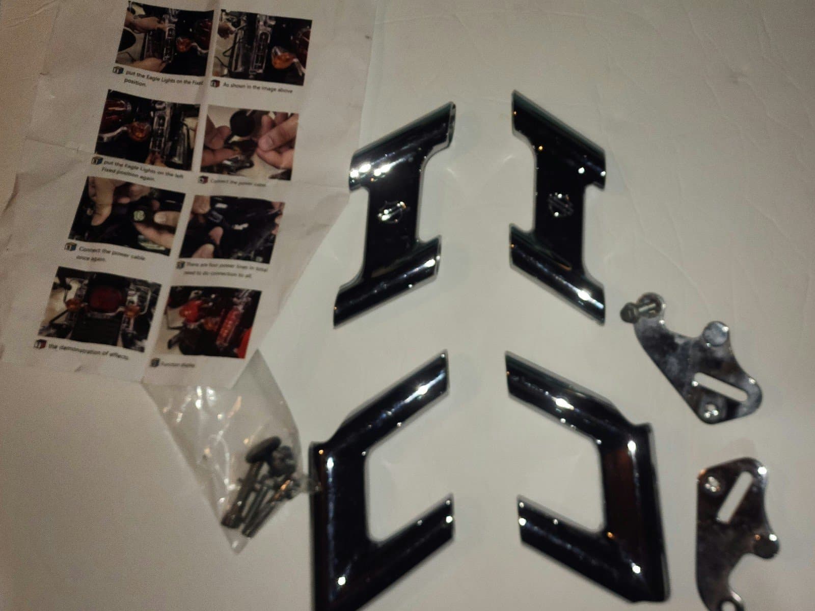 NOS OEM Genuine Harley Davidson LEFT & RIGHT OUTER GUARD RAIL CLAMP - Image 1