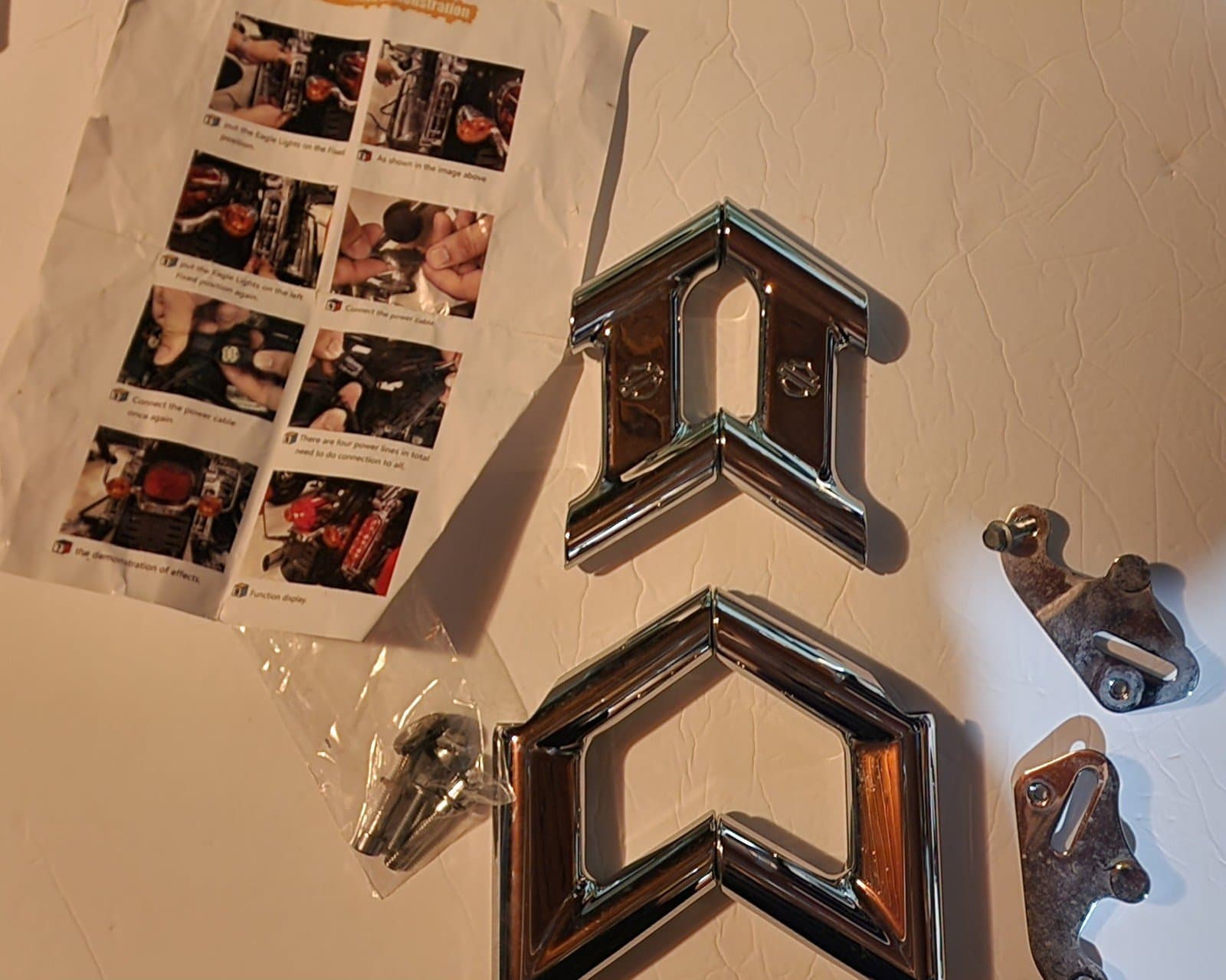 NOS OEM Genuine Harley Davidson LEFT & RIGHT OUTER GUARD RAIL CLAMP - Thumbnail 8