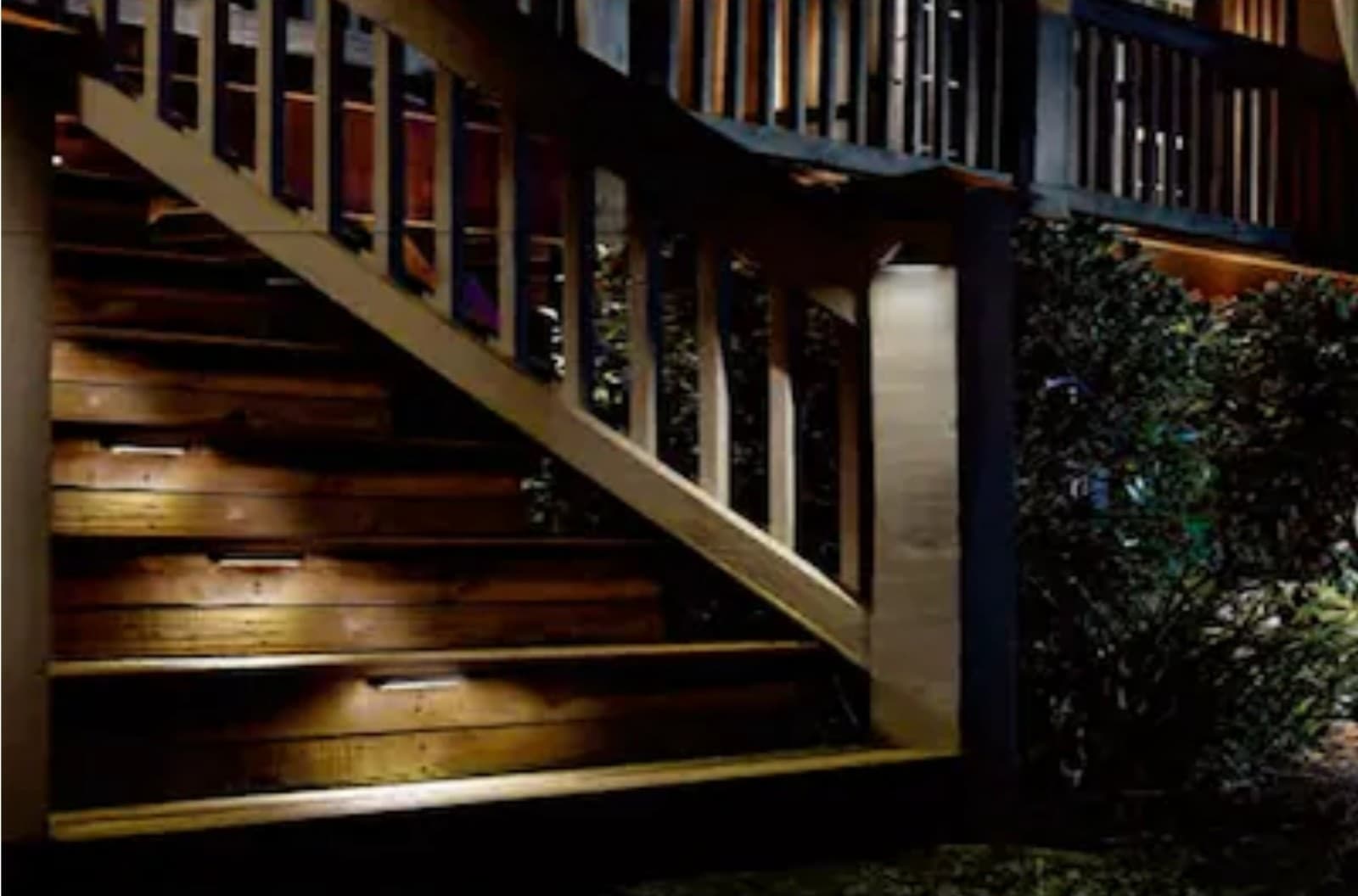 Harbor Breeze 2-Watt Black Low Voltage LED Outdoor Deck Light (3000 K) - Thumbnail 3