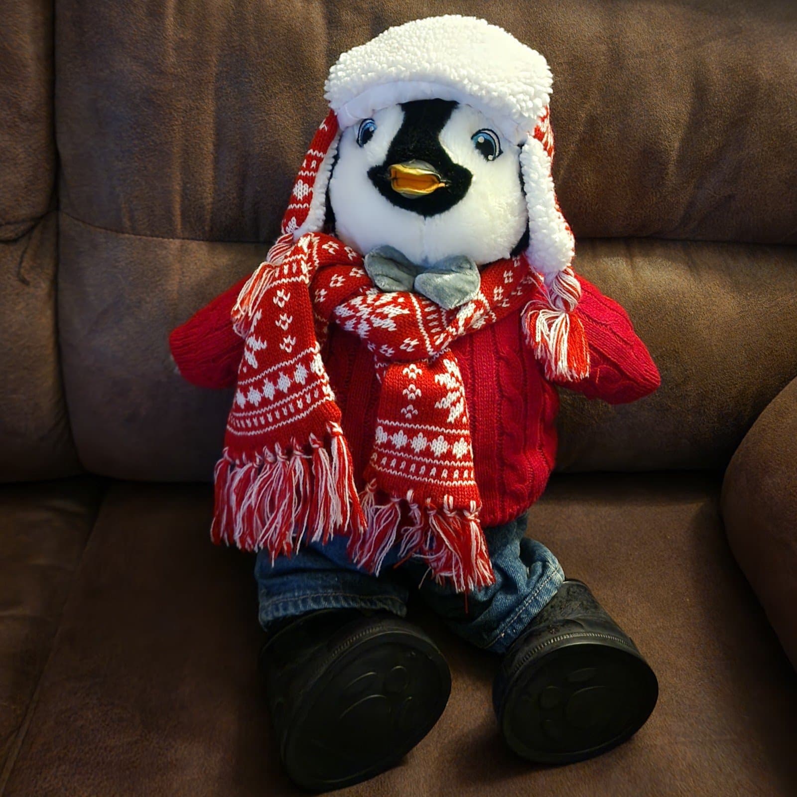 Build a bear penguin light up w/ outfit shoes & hat - Image 1
