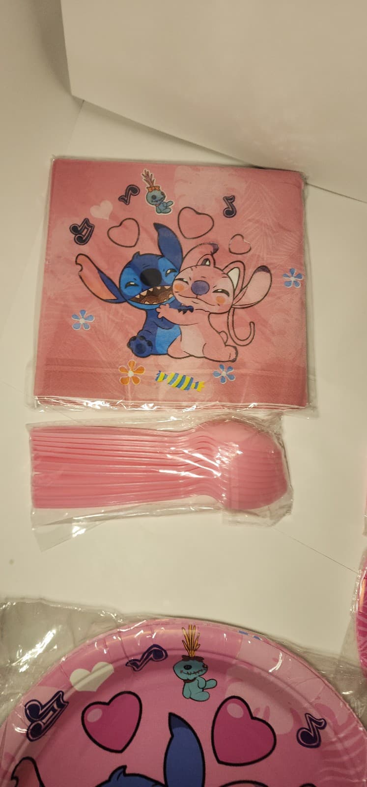 Stitch Birthday Party Supplies 10 Guests - Image 1