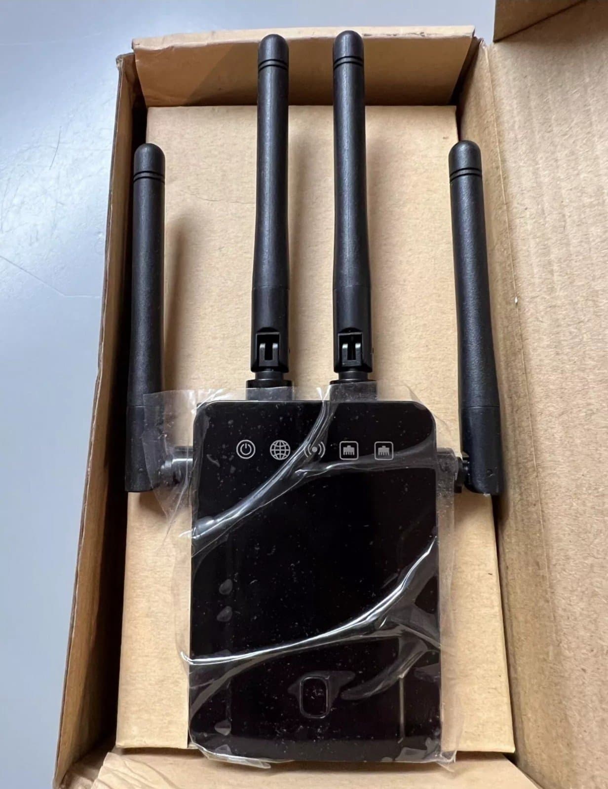 AC-1200 Mbps Dual Band Wireless Repeater Wifi Repeater - Thumbnail 2