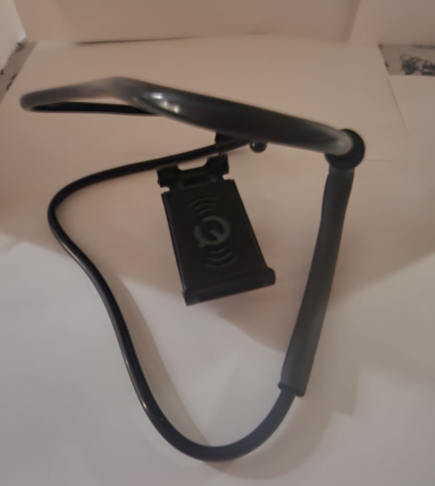Universal Hanging Phone Stand, Around the Neck Phone Holder, Flexible - Thumbnail 8