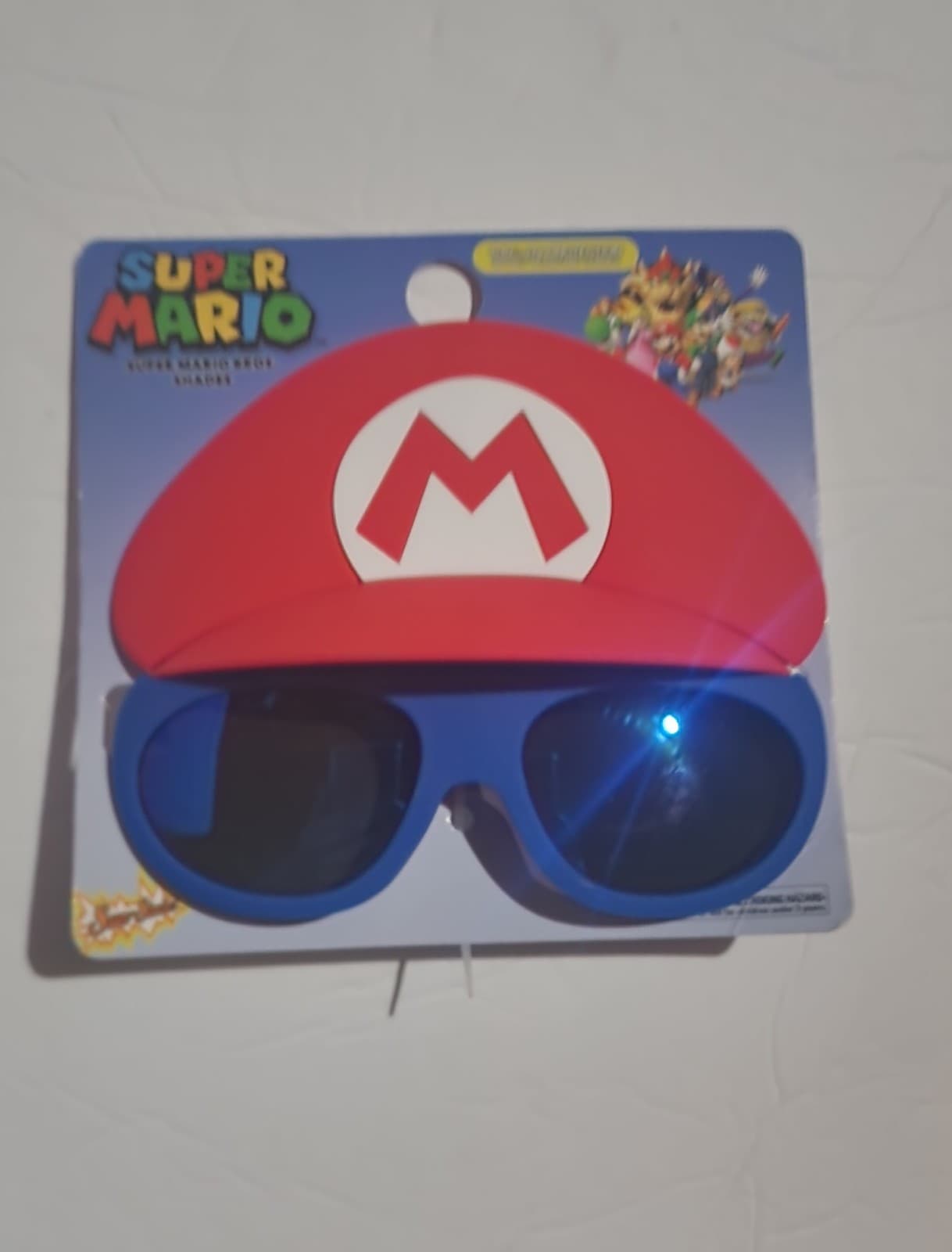 Super Mario Kids Sunglasses - Image 1