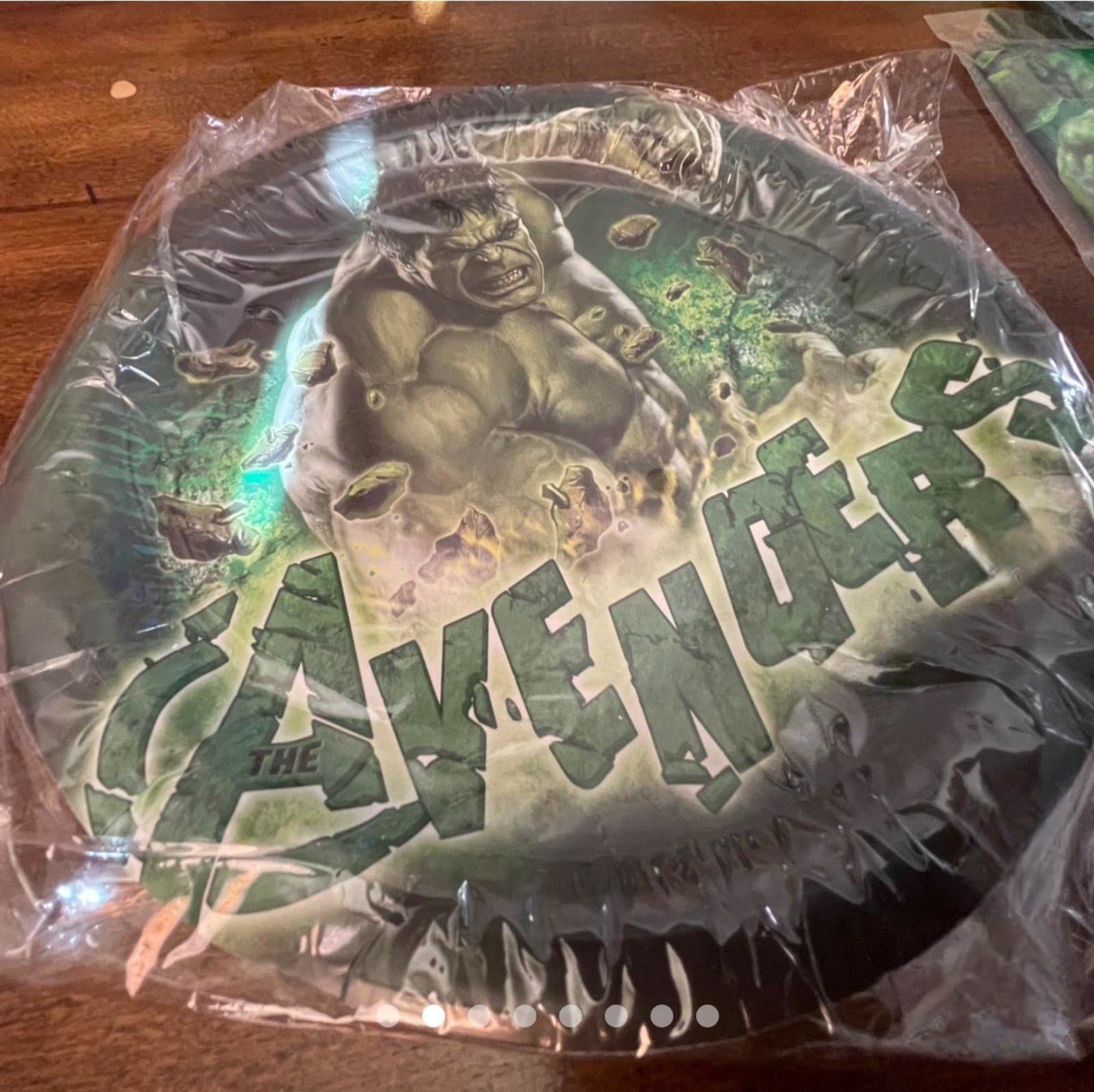 Hulk Birthday Party Decor - Thumbnail 3