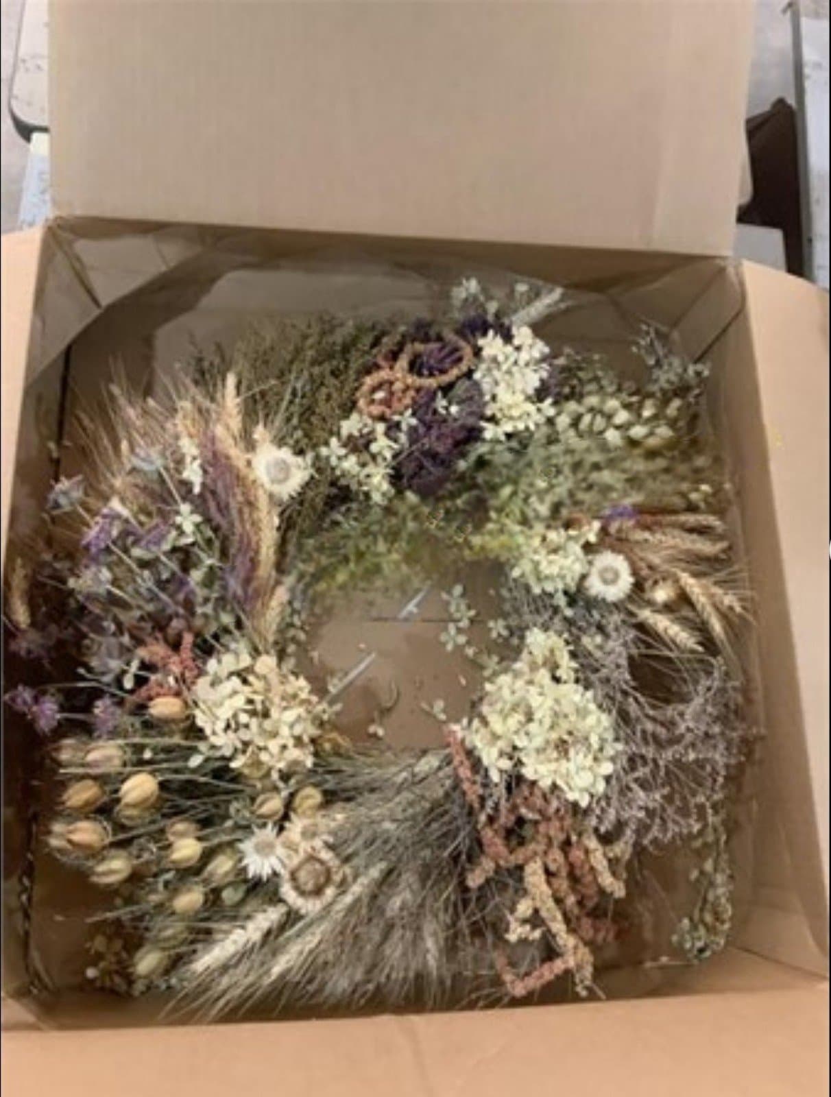 National Tree Company Sloane Parker 22" Seasonal Natural Floral Wreath Decor - Thumbnail 2