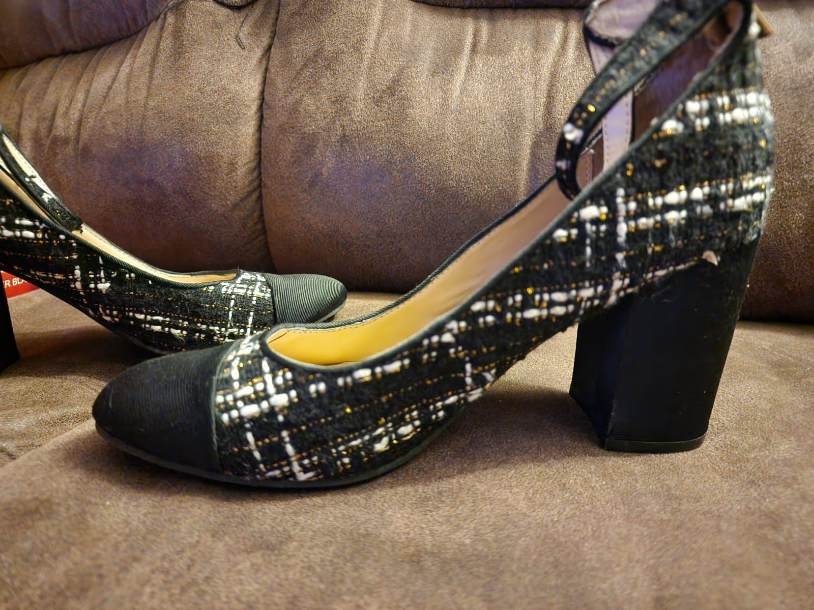 Mary Jane shoes size 7.5 - Thumbnail 9