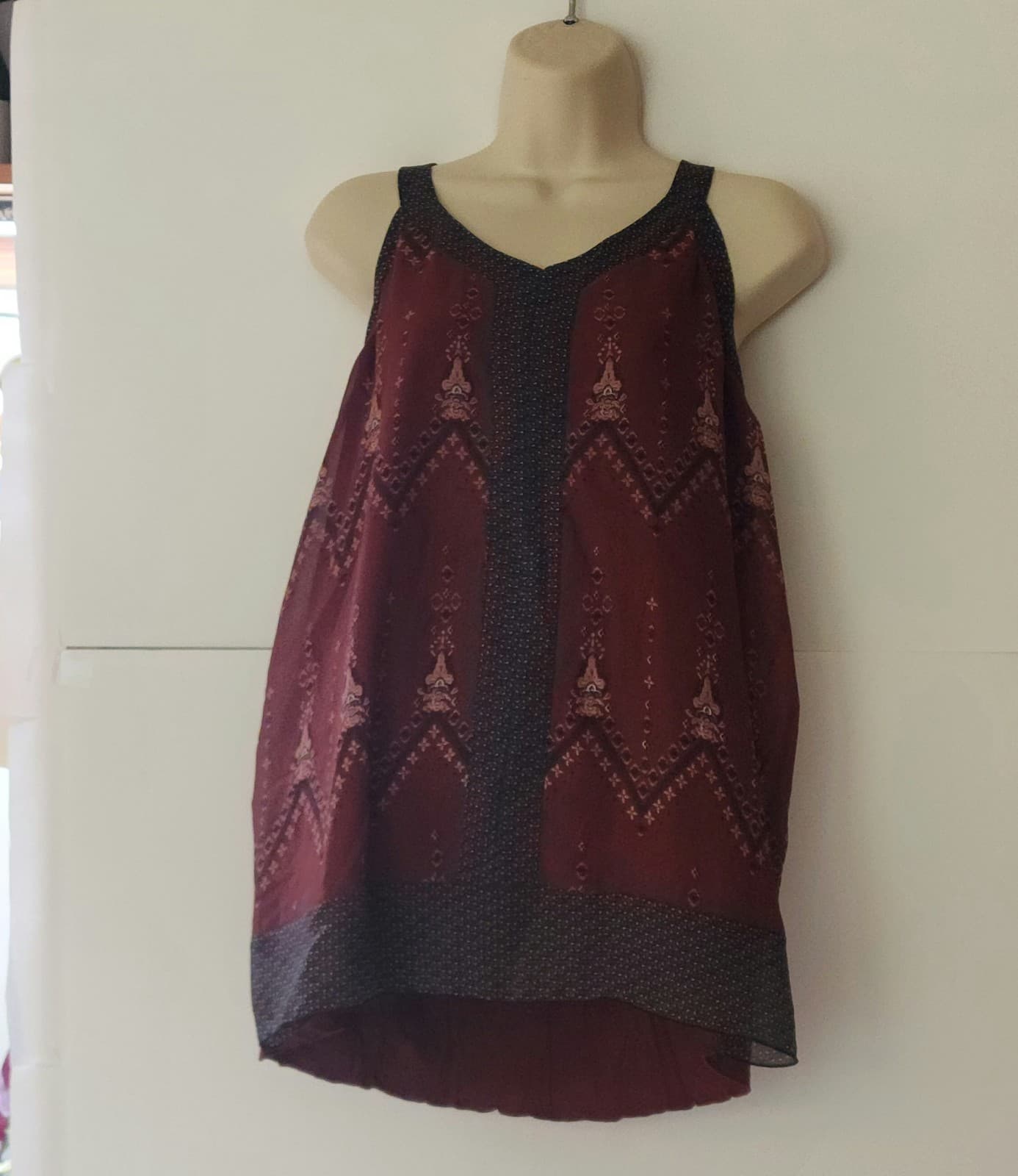 Tank Top size Large Maurice's - Thumbnail 4