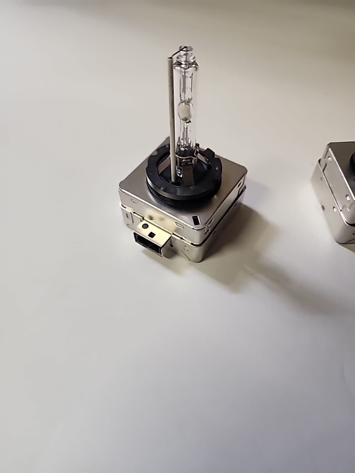 LAND ROVER XENON HID LOW BEAM LAMP BULB LR021904 LR2 RANGE SPORT OSRAM - Thumbnail 2